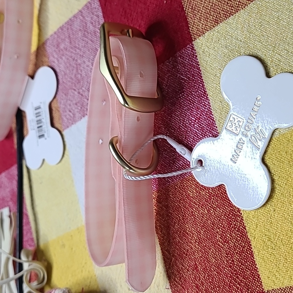 New Mary Square brand dog collar size small
